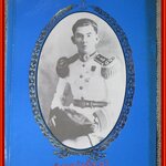 อนุสรณ์งานพระราชทานเพลิงศพ พลเรือตรี ถวัลย์ ธำรงนาวาสวัสดิ์ (หลวงธำรงนาวสวัสดิ์ สกุลเดิม ธารีสวัสดิ์) นายกรัฐมนตรีคนที่ 8 ของไทย ผู้ได้รับฉายา นายกรัฐมนตรีลิ้นทอง