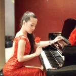 ชุดราตรีสีแดงยาวปักเลื่อม