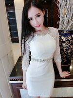 **หมดค่ะ**เดรสสั้นออกงาน ผ้าพืื้นสีขาวแขนยาว ดีเทลช่วงซีทรูช่วงแขนทั้ง 2 ข้างตกแต่งเพชรผสมมุกที่เอว ติดซิปด้านหลัง เหมือนแบบใส่แล้วดูหรูมากๆค่ะ