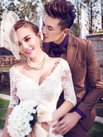 PW314 **พรีออเดอร์ค่ะ** ชุดคู่ถ่ายพรีเวดดิ้ง (prewedding dress) & ชุดแต่งงานแฟนซี (Fancy wedding dress)ชายหญิง "ธีมชุดเจ้าสาวสีขาว-น้ำตาล"