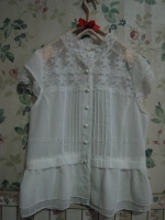 (หมดแล้วจ้า!!) เสื้อลูกไม้ สีขาว สวยไฮโซ (Sold Out)