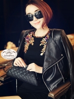 ***หมดค่ะ***เดรสผ้าค๊อตตอนเนื้อดีเนื้อนุ่มสีดำทรงเข้ารูป คอกลมแขนสันปักเลื่อมที่ช่วงบนสวยเหมือนแบบค่ะ