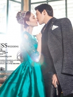 PW335- **พร้อมส่ง 12 พ.ย.ค่ะ** ชุดคู่ถ่ายพรีเวดดิ้ง (prewedding dress) & ชุดแต่งงานแฟนซี (Fancy wedding dress)ชายหญิง "ธีมสีเขียวเข้ม"