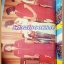 หนังสือครบรอบ2ปี ลูกทุ่งเอฟเอ็ม ภาพสี เรื่องราวของศิลปินเพลงลูกทุ่ง ปี2542หนา 200 หน้า มีขนาด 21.5 x 29.5 ซ.ม ปกแข็ง สภาพดี